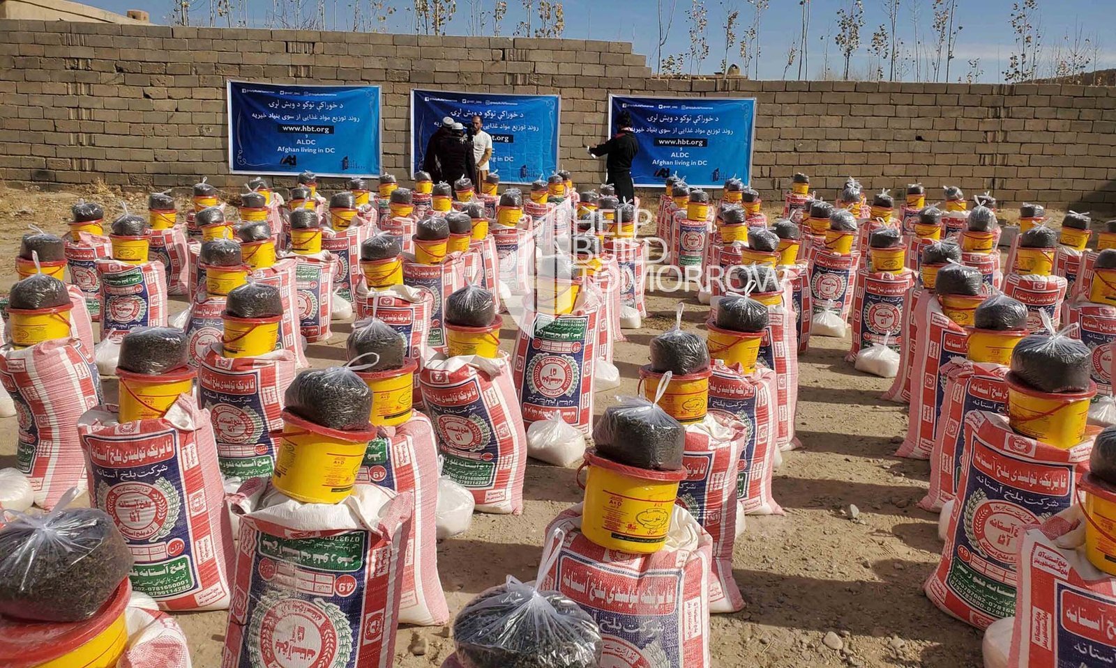 118 Needy families received complete food packages in Ghazni province