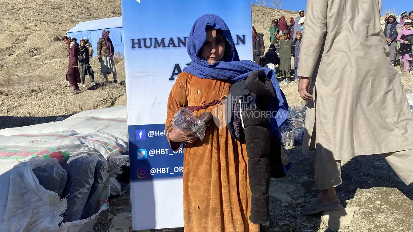 cold winter in Afghanistan, orphan children
